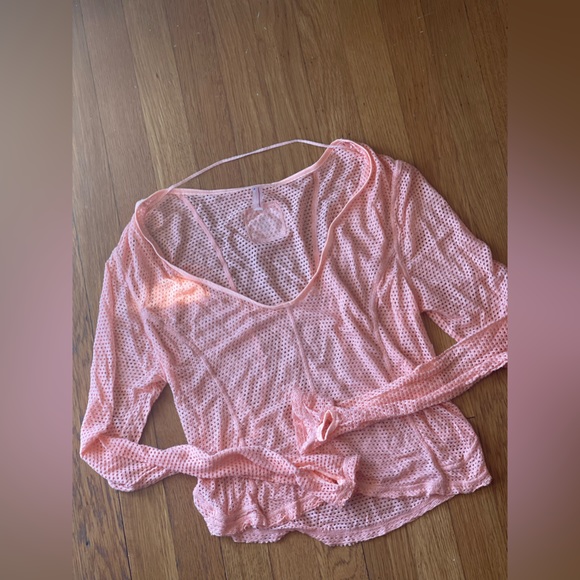 FP Movement NWOT Smooth Moves Mesh Layer Long Sleeve size Large - Picture 2 of 4